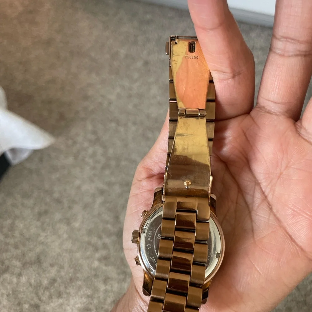 Set‎ of 4 watches